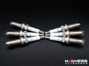 Alfa Romeo Giulia Spark Plugs - 2.9L QV - Platinum - NGK - Set of 6